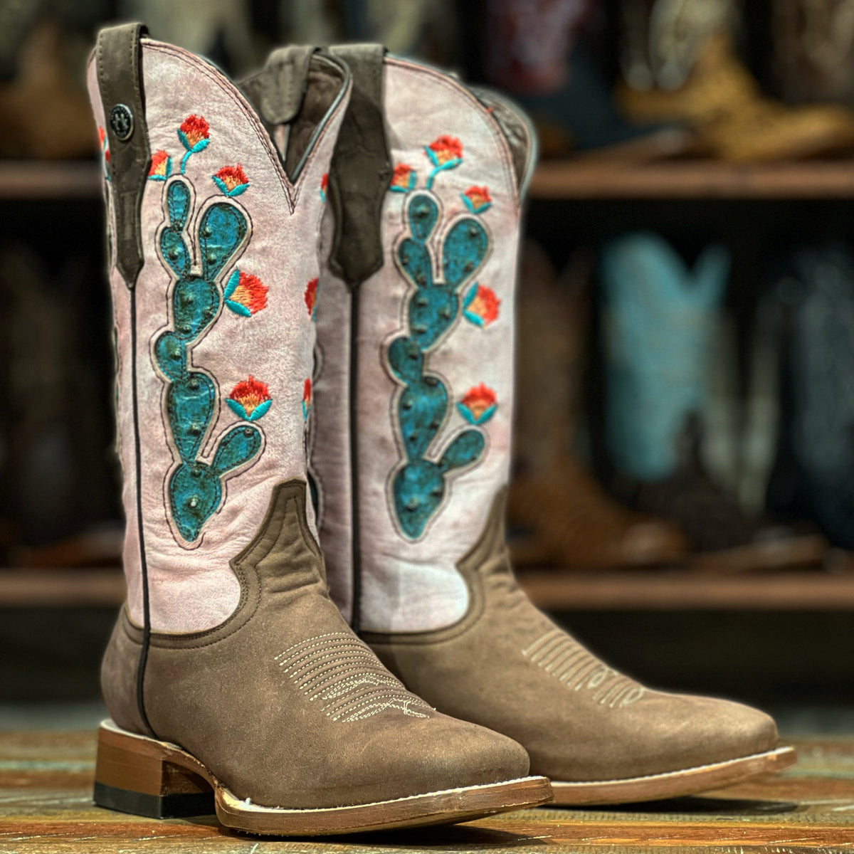 TML207107 – Tanner Mark Boots