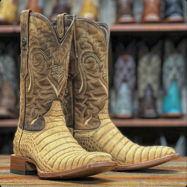 TM207005 – Tanner Mark Boots