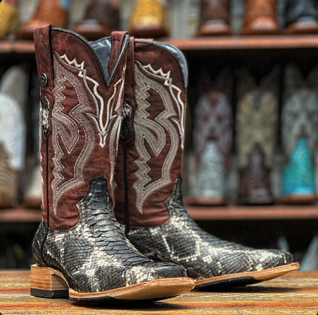 TMX208029 – Tanner Mark Boots