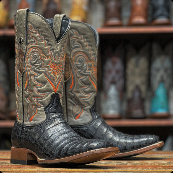 TM207030 – Tanner Mark Boots