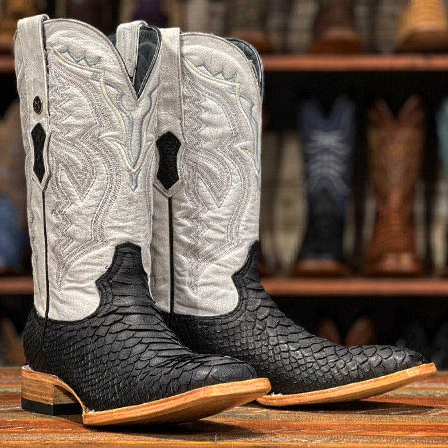 TMX208021 – Tanner Mark Boots